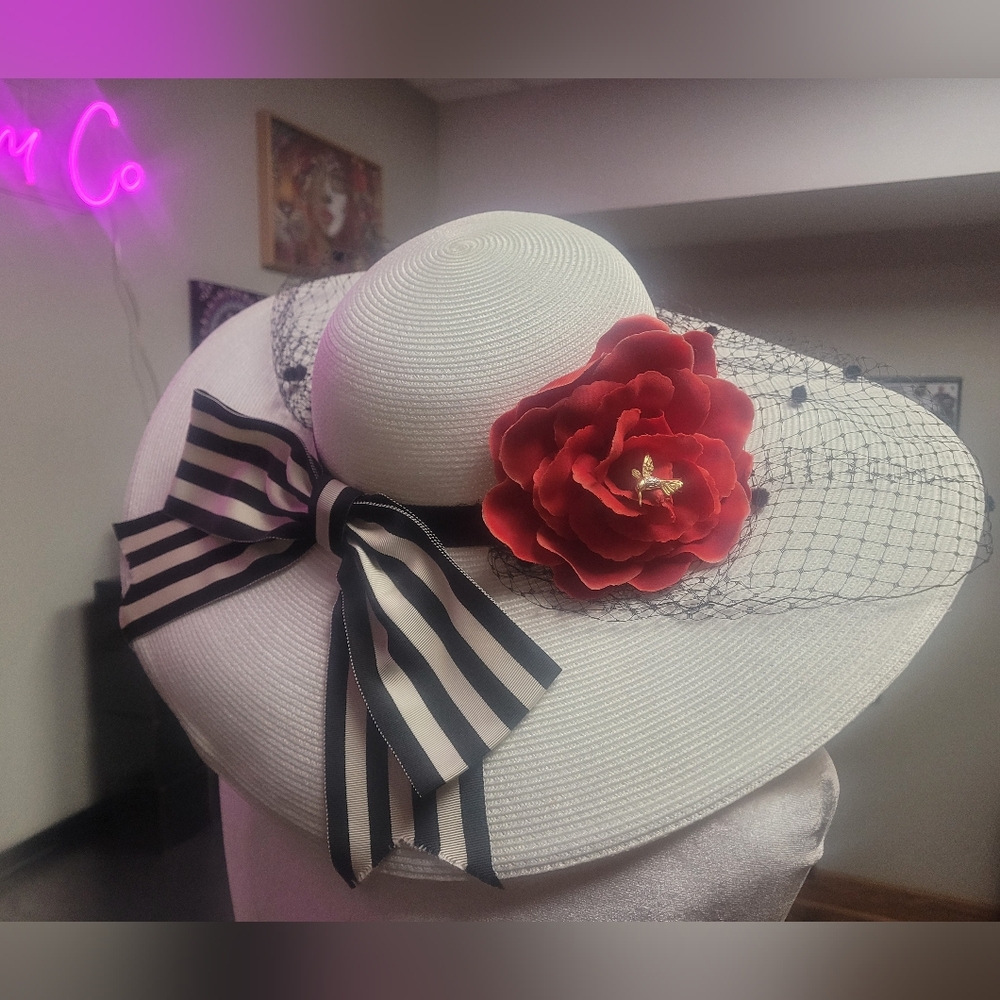 White Derby Hat with a flower and a bow!